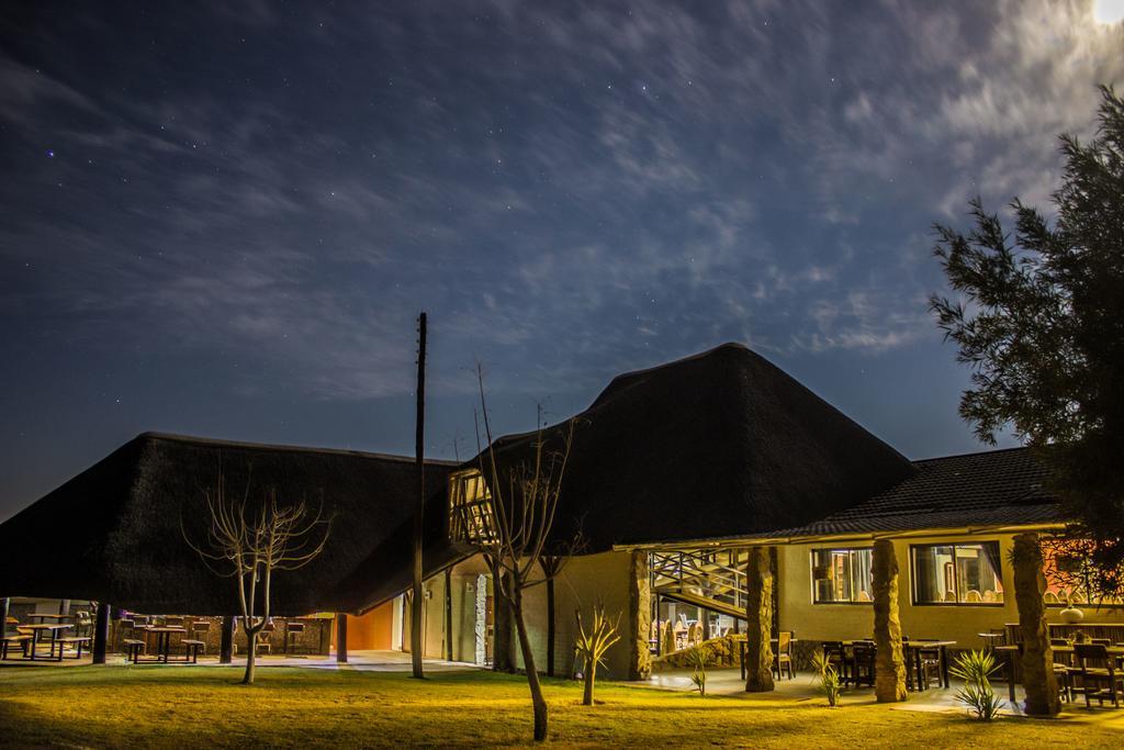 Etotongwe Lodge Outjo Exterior foto