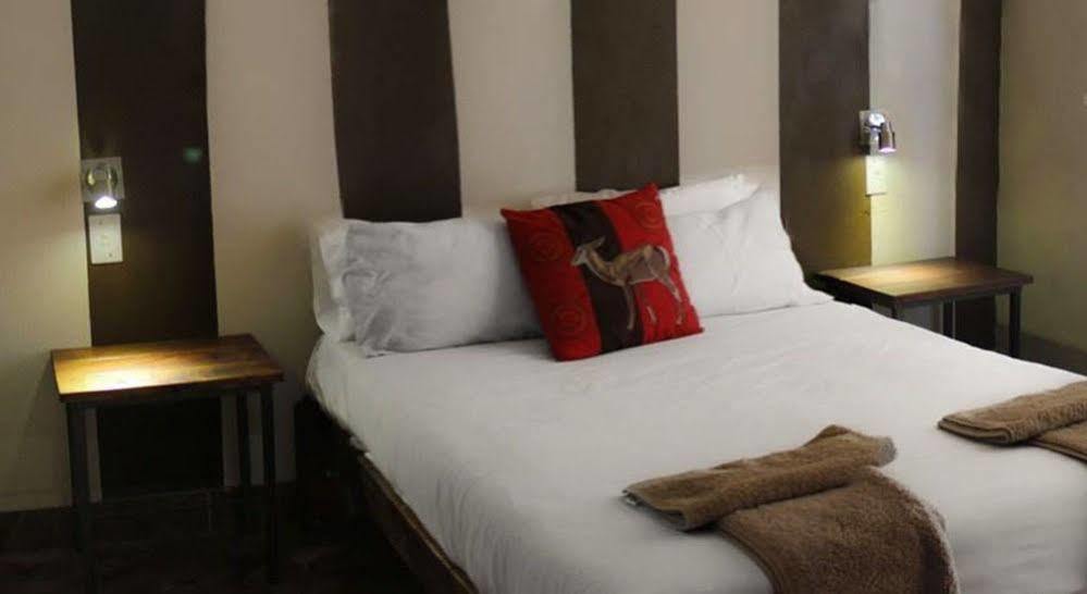 Etotongwe Lodge Outjo Exterior foto